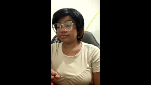 Snapshot of romantic_stargirl chatting on February 11, 2026, 4:23 pm Is A Belle online show from February 11, 2026, 4:23 pm