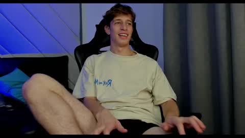 Snapshot of romeo_ricci1 chatting on December 28, 2024, 1:59 pm Romeo Ricci online show from December 28, 2024, 1:59 pm