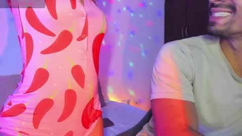 Snapshot of romeocolin_ chatting on December 24, 2024, 5:49 am R O M E O online show from December 24, 2024, 5:49 am