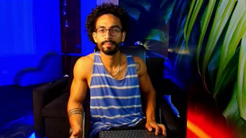 Snapshot of romeocolin_ chatting on February 1, 2026, 9:02 pm R O M E O online show from February 1, 2026, 9:02 pm