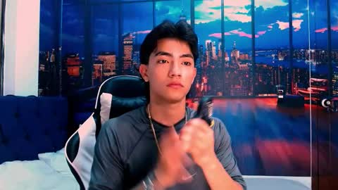 Romeo online show from November 13, 2025, 8:30 pm