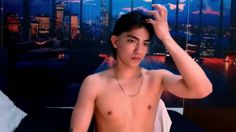 Romeo online show from November 14, 2025, 9:24 pm