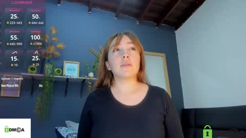 Snapshot of romi01_ chatting on October 8, 2025, 8:28 pm romi online show from October 8, 2025, 8:28 pm