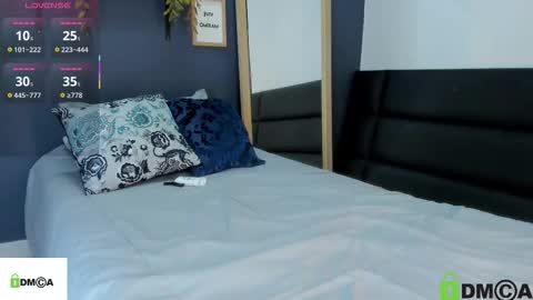 Snapshot of romi01_ chatting on October 29, 2025, 8:54 pm romi online show from October 29, 2025, 8:54 pm