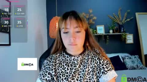 Snapshot of romi01_ chatting on November 5, 2025, 5:24 pm romi online show from November 5, 2025, 5:24 pm