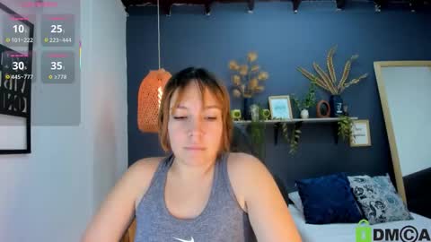 Snapshot of romi01_ chatting on November 18, 2025, 7:18 pm romi online show from November 18, 2025, 7:18 pm