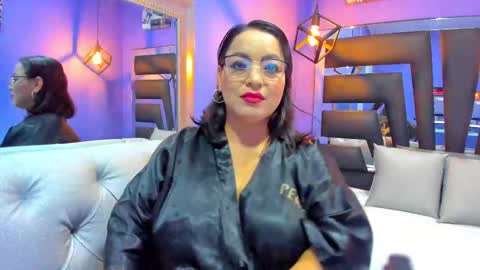 Snapshot of romina017 chatting on October 7, 2025, 1:25 am Romi online show from October 7, 2025, 1:25 am