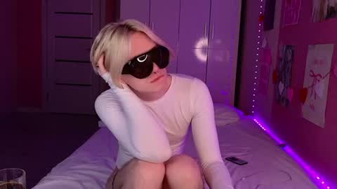 Ron online show from June 13, 2026, 4:49 pm