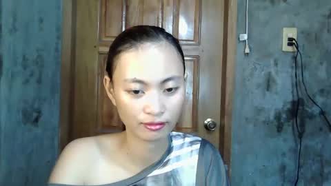 Snapshot of rona_cumsterxxx chatting on May 7, 2026, 10:37 pm rona_cumsterxxx online show from May 7, 2026, 10:37 pm