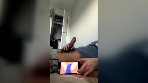 Snapshot of ronn00378 chatting on December 17, 2025, 7:20 pm ronn00378 online show from December 17, 2025, 7:20 pm