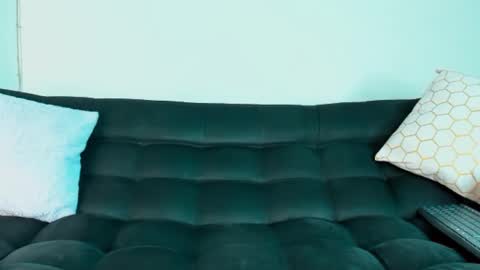 Snapshot of ronnie_fallout chatting on February 7, 2025, 10:41 pm Ronnie online show from February 7, 2025, 10:41 pm