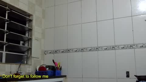 Snapshot of ronnispoto chatting on February 13, 2025, 8:55 pm ronny online show from February 13, 2025, 8:55 pm