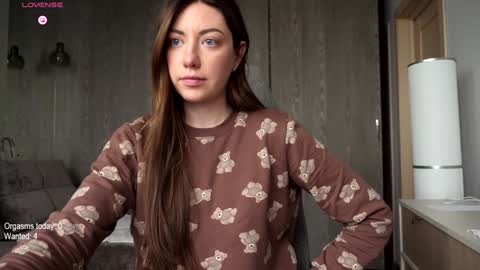 Snapshot of ronny_ponny chatting on February 4, 2026, 12:44 pm RonnyPonny online show from February 4, 2026, 12:44 pm