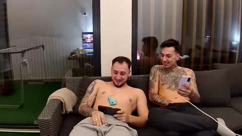 Snapshot of room4all chatting on March 10, 2026, 8:03 pm ionut online show from March 10, 2026, 8:03 pm