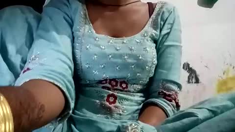 Snapshot of roop_sexy642 chatting on February 23, 2026, 12:30 am roop_sexy642 online show from February 23, 2026, 12:30 am