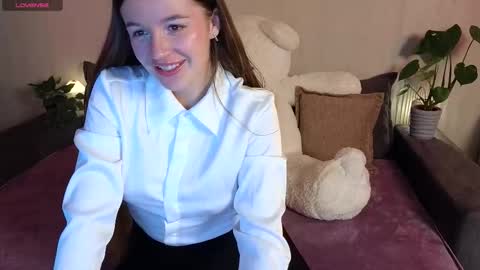 Snapshot of roraline_lov chatting on November 8, 2025, 5:12 pm roraline_lov online show from November 8, 2025, 5:12 pm