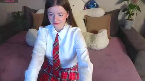 roraline_lov online show from January 17, 2026, 5:16 pm