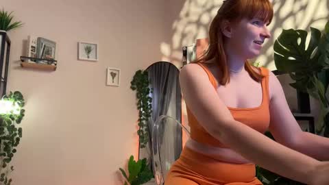 Snapshot of rosa_morgan chatting on February 17, 2025, 5:47 am rosa_morgan online show from February 17, 2025, 5:47 am