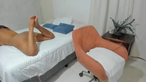 Snapshot of rosaliiaa1 chatting on February 17, 2025, 9:52 pm Rosalia online show from February 17, 2025, 9:52 pm