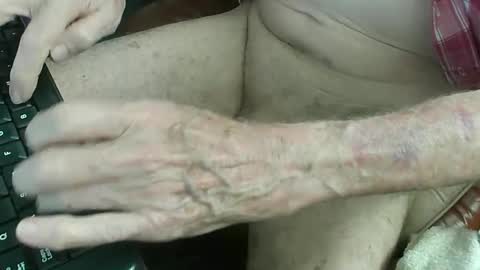 Snapshot of rosco26 chatting on January 22, 2025, 6:31 am Rosco online show from January 22, 2025, 6:31 am