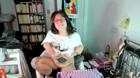 Snapshot of rose257044 chatting on November 27, 2025, 12:51 pm rose257044 online show from November 27, 2025, 12:51 pm