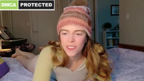 Snapshot of rose77782 chatting on December 8, 2024, 1:47 pm rose77782 online show from December 8, 2024, 1:47 pm