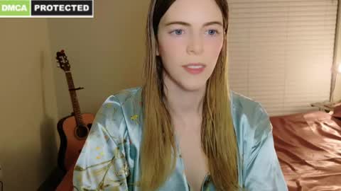 Snapshot of rose77782 chatting on December 28, 2024, 10:23 pm rose77782 online show from December 28, 2024, 10:23 pm