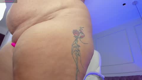 Snapshot of rose__monroe chatting on April 18, 2026, 8:20 pm rose__monroe online show from April 18, 2026, 8:20 pm