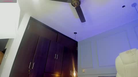 Snapshot of rose__monroe chatting on April 28, 2026, 9:20 pm rose__monroe online show from April 28, 2026, 9:20 pm