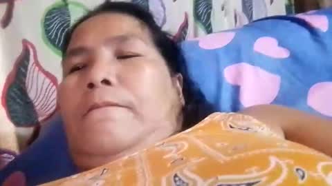 Snapshot of rose_ann123 chatting on September 23, 2025, 11:35 am rose_ann123 online show from September 23, 2025, 11:35 am