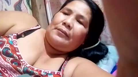 Snapshot of rose_ann123 chatting on September 25, 2025, 9:35 am rose_ann123 online show from September 25, 2025, 9:35 am