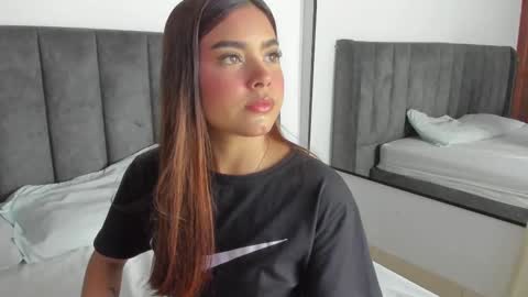 Snapshot of rose_evans__ chatting on February 22, 2025, 1:13 pm Rose online show from February 22, 2025, 1:13 pm