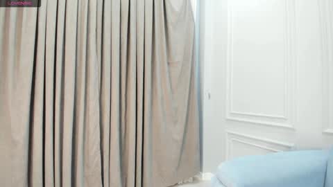 rose_hitakayama online show from November 30, 2025, 12:36 am