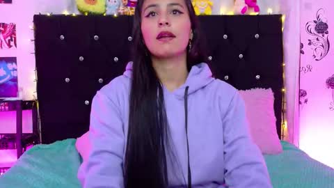 Rose online show from November 7, 2025, 4:34 am