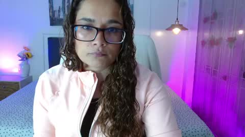 Snapshot of rose_thompson1 chatting on May 18, 2026, 1:39 pm Rose online show from May 18, 2026, 1:39 pm