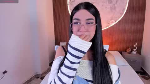 Snapshot of rosecassie chatting on January 9, 2026, 1:47 pm Rose online show from January 9, 2026, 1:47 pm