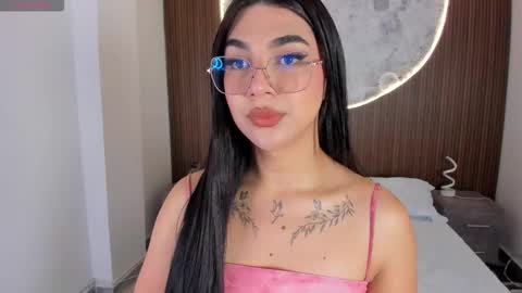 Snapshot of rosecassie chatting on February 19, 2026, 1:40 pm Rose online show from February 19, 2026, 1:40 pm