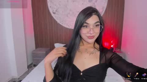 Snapshot of rosecassie chatting on March 2, 2026, 1:40 pm Rose online show from March 2, 2026, 1:40 pm