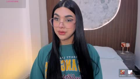 Snapshot of rosecassie chatting on April 7, 2026, 1:55 pm Rose online show from April 7, 2026, 1:55 pm