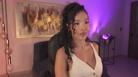 Snapshot of roseferrera chatting on January 9, 2026, 8:43 pm Rose online show from January 9, 2026, 8:43 pm