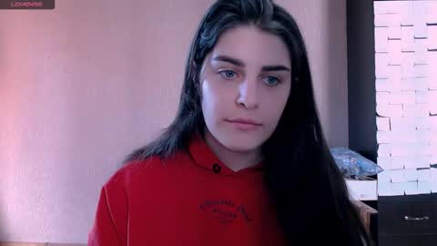 Rose online show from October 19, 2025, 10:27 am