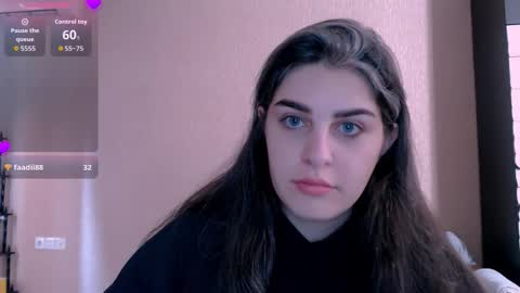 Rose online show from November 11, 2025, 6:13 am