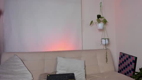 Lyla OF roselinedior online show from February 6, 2025, 3:20 pm