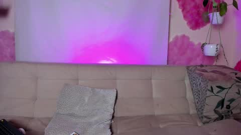 Lyla OF roselinedior online show from February 17, 2025, 5:53 pm