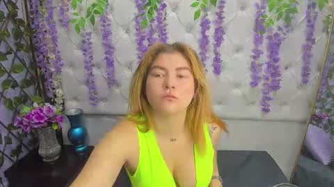 Julieta online show from November 1, 2025, 12:51 pm