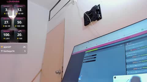 Snapshot of roselyn_caprice chatting on February 3, 2026, 6:40 am roselyn online show from February 3, 2026, 6:40 am