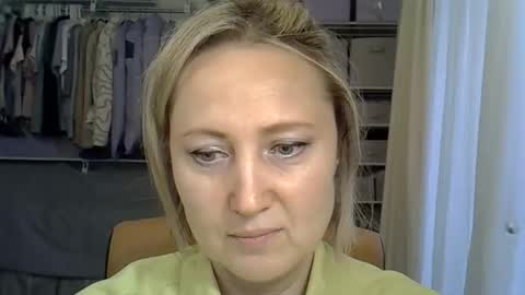rosemeonce online show from May 27, 2026, 4:37 pm