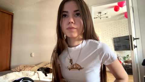 Snapshot of rosenamohmed chatting on March 18, 2026, 10:29 am Rosa online show from March 18, 2026, 10:29 am