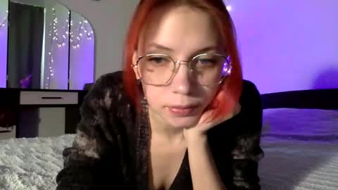 Snapshot of rosenrot_k chatting on May 3, 2026, 9:48 am Kasey online show from May 3, 2026, 9:48 am
