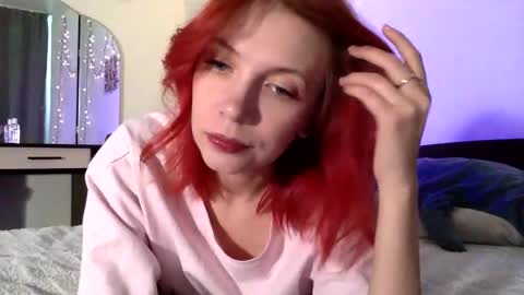 Snapshot of rosenrot_k chatting on May 4, 2026, 8:21 am Kasey online show from May 4, 2026, 8:21 am